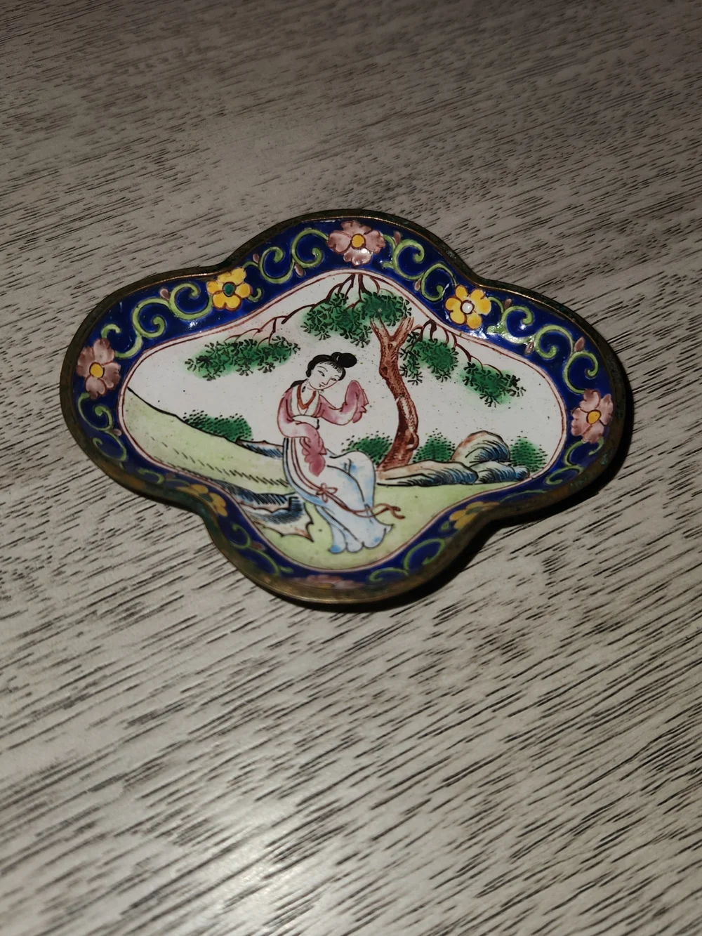 Antique Chinese Canton Enamel Quatrefoil Pin Dish Copper/Enamel
